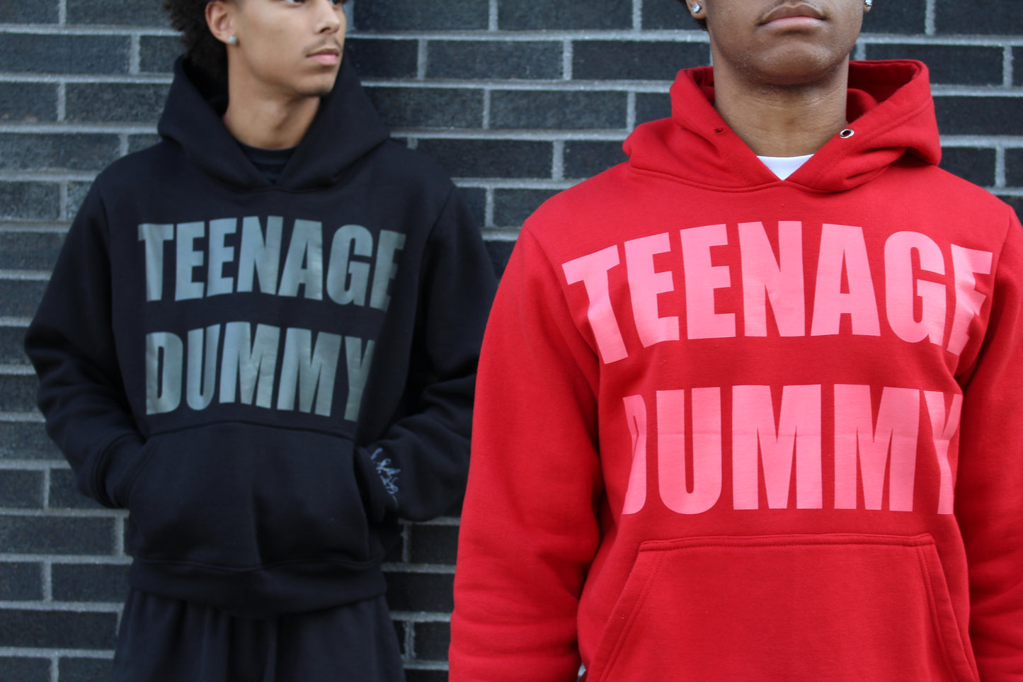 TEENAGEDUMMY Heavyweight Hoodie- LAVA RED